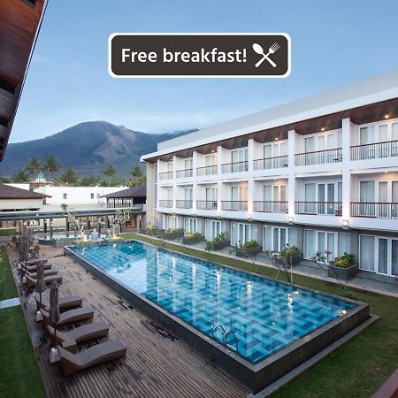 Hotel Santika Гарут Екстериор снимка