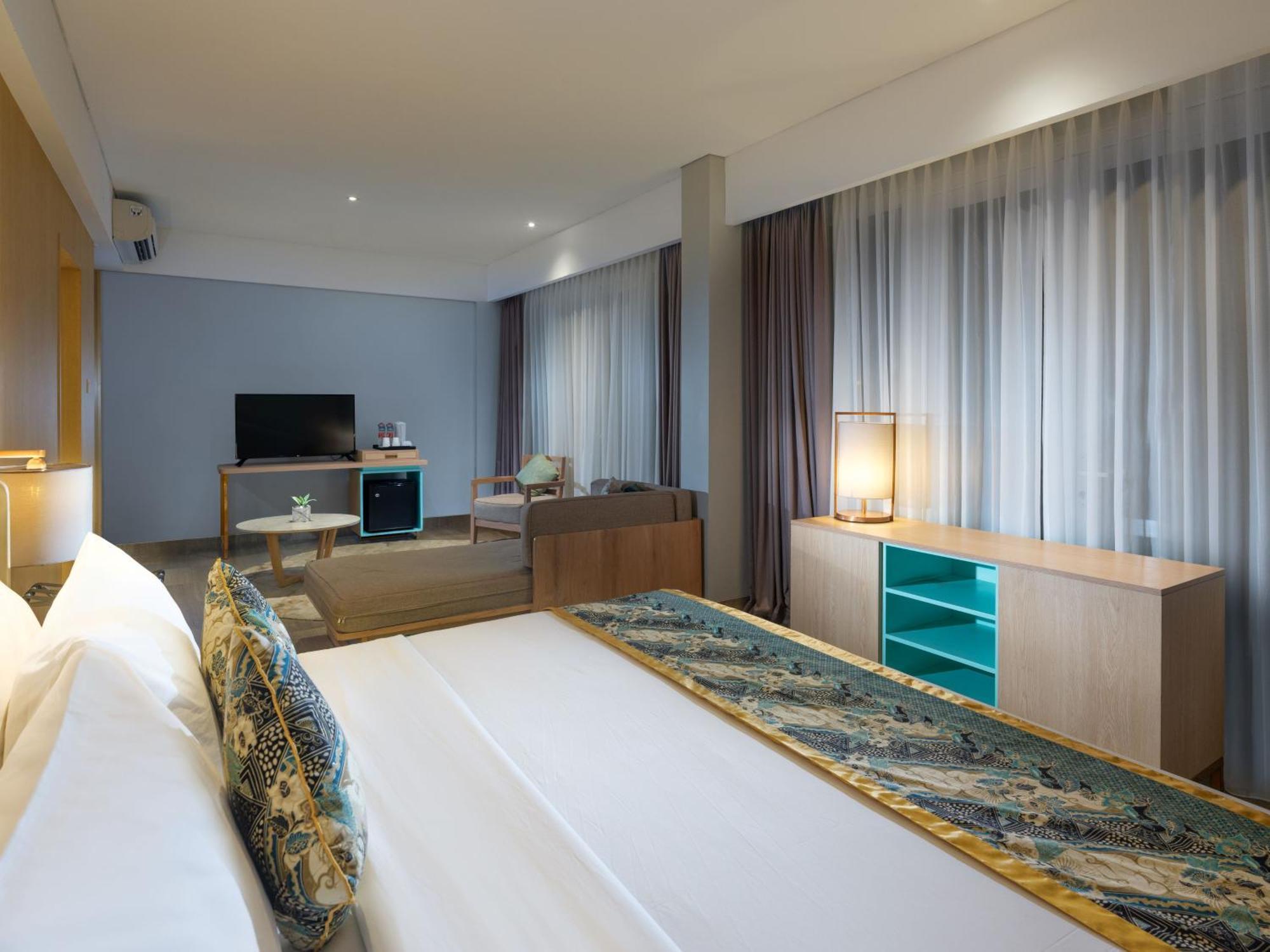 Hotel Santika Гарут Екстериор снимка