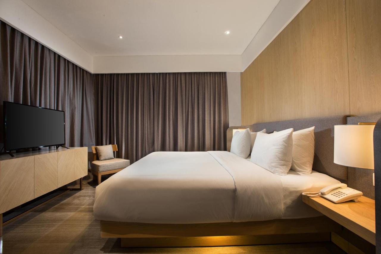 Hotel Santika Гарут Екстериор снимка