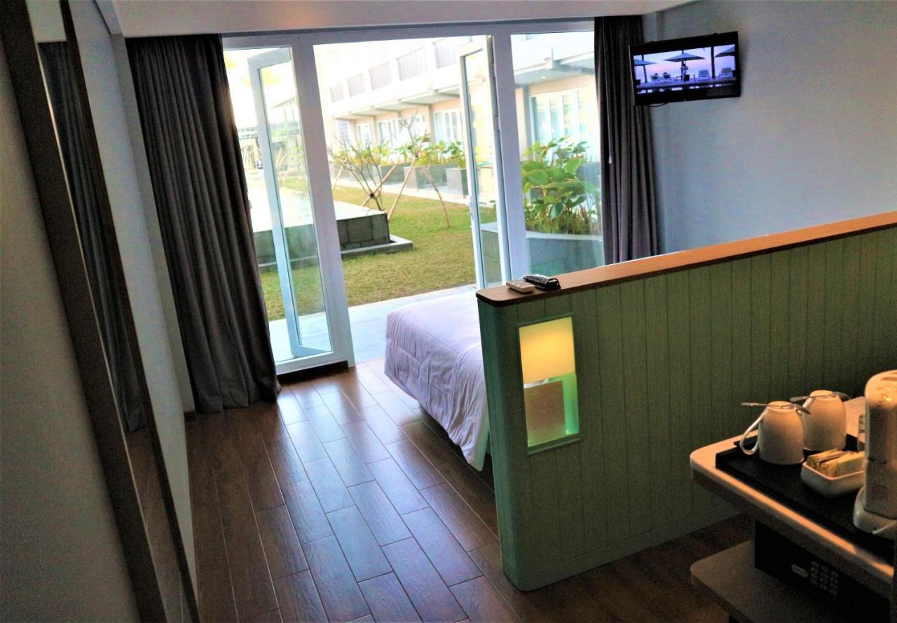 Hotel Santika Гарут Екстериор снимка